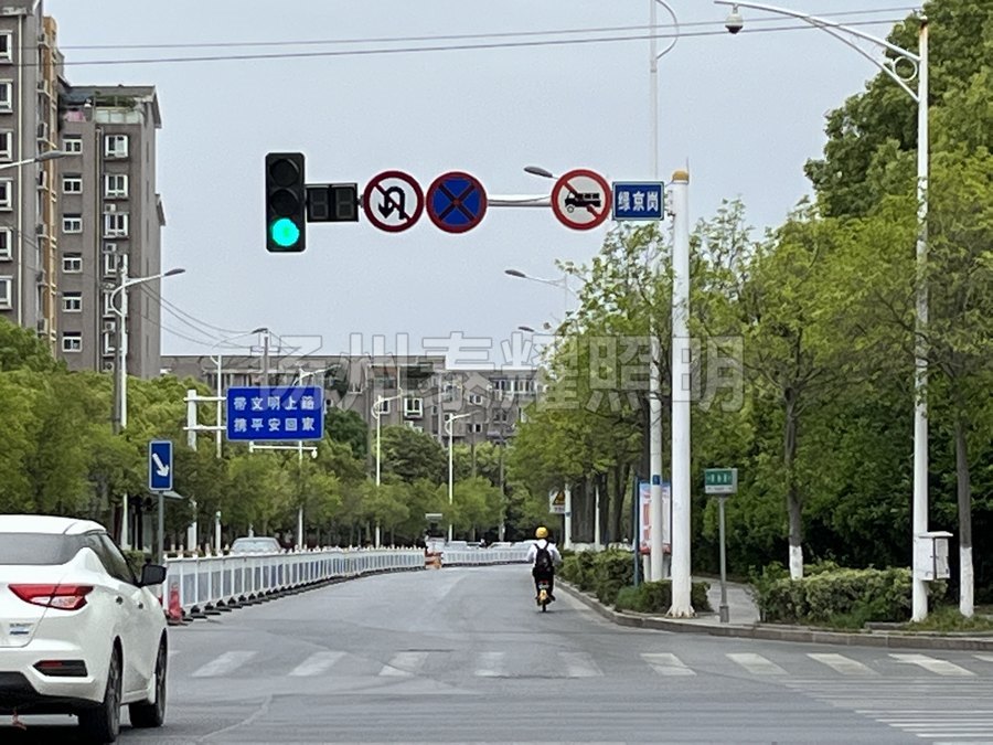 交通信号灯杆如何采购？需求者需丰富采购的知识